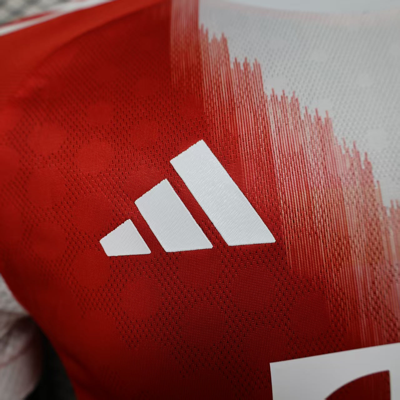 Maillot version joueur  domicile Bayern Munich