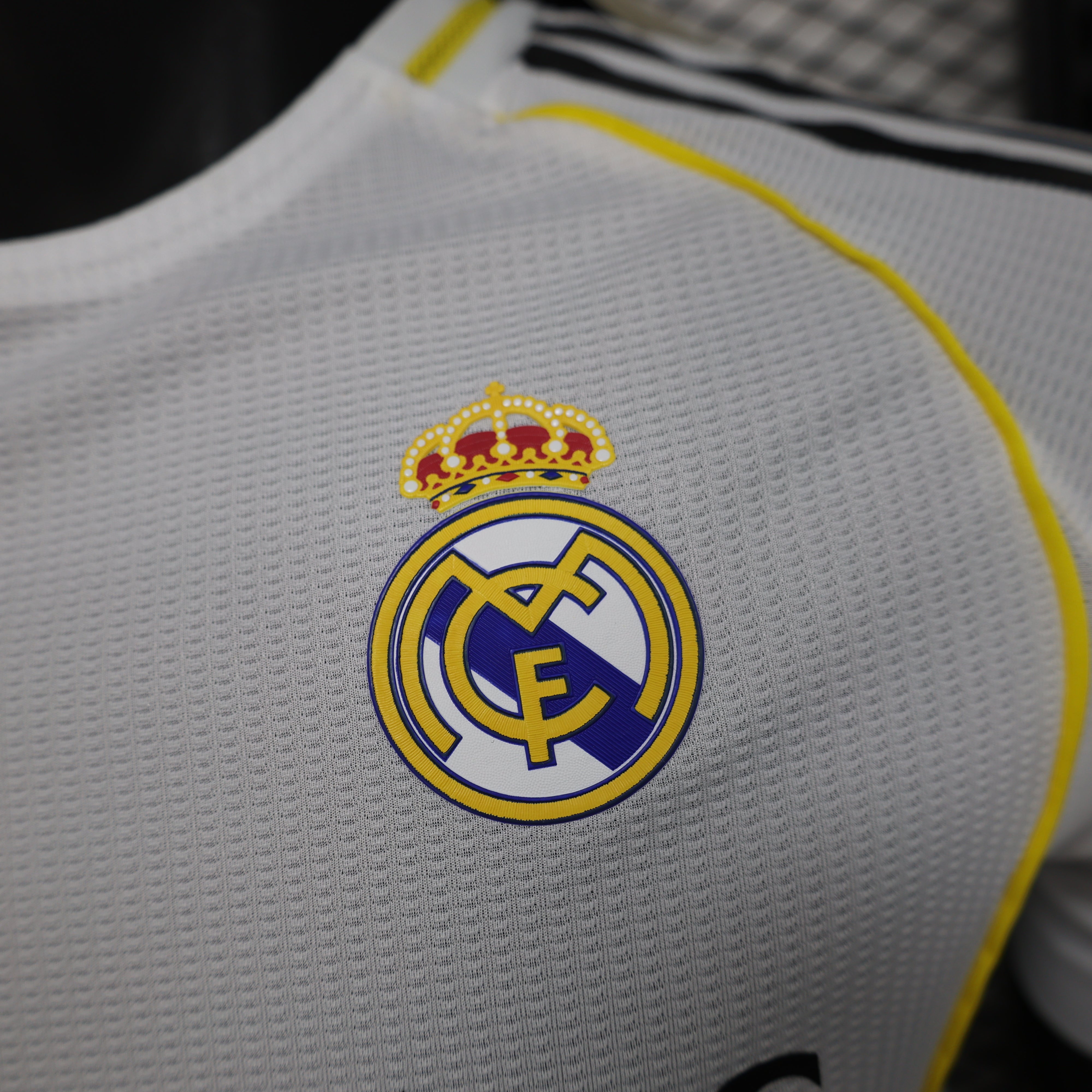 Maillot version joueur  domicile Real Madrid